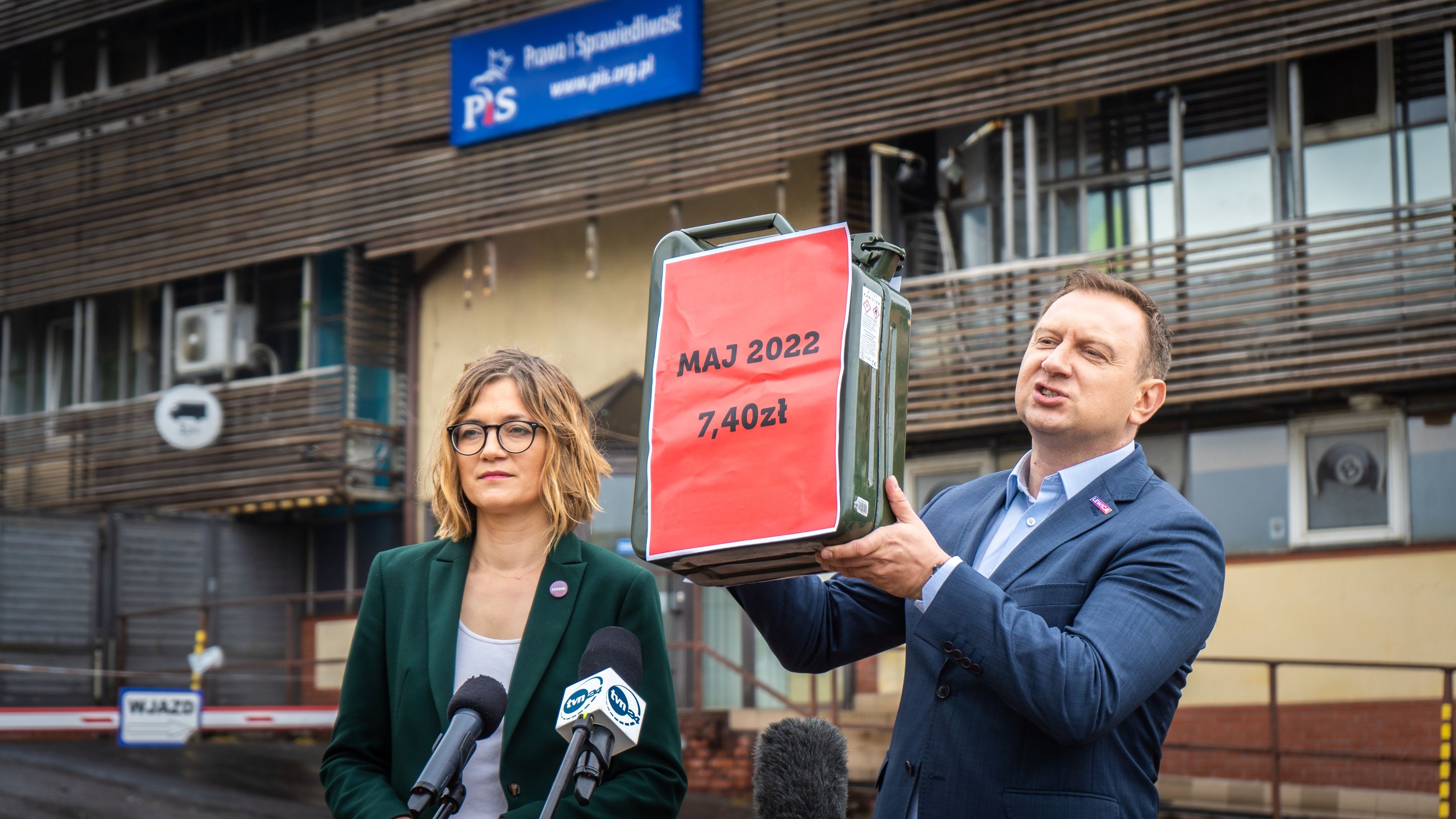 kanister Jarosława Kaczyńskiego